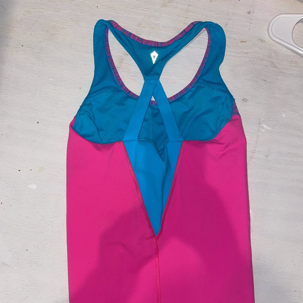 ivivva tank